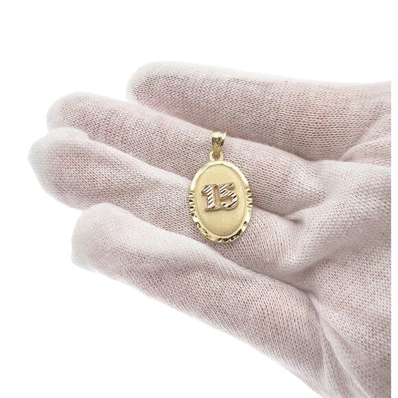 Quinceanera 15 Anos Birthday Pendant Oval Charm 10k Yellow Gold - Picture 2 of 4